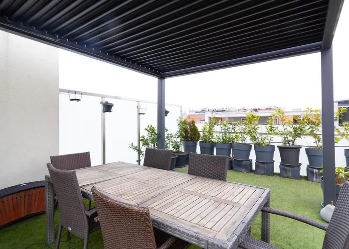 Jacuzzi Roofterrace Luxury Over The Opera Budapest