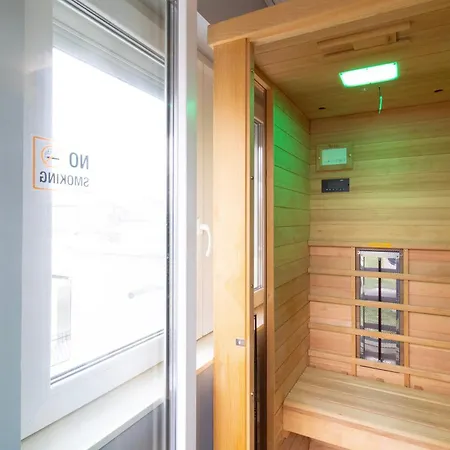 Jacuzzi Roofterrace Luxury Over The Opera דירה בודפשט